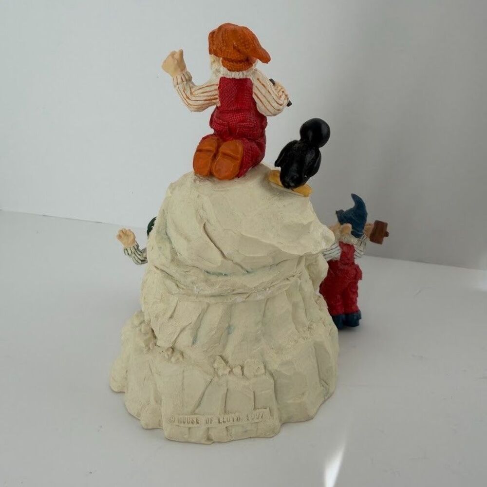 Vintage House of Lloyd Christmas Around the World "Sculpting Santa" w Box 1997 - Picture 6 of 16
